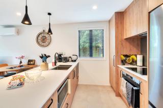 Greenwich Townhouse with Parking and Air-Con - Auckland - 9