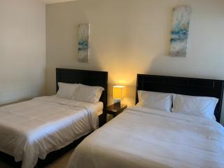 Gorgeous Furnished Apartments near Texas Medical Center & NRG Stadium - Houston - 4