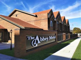The Abbey Motel Goulburn - Goulburn - 0