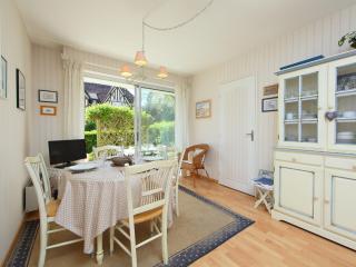 Apartment Jardins du Casino-2 by Interhome - Cabourg - 4
