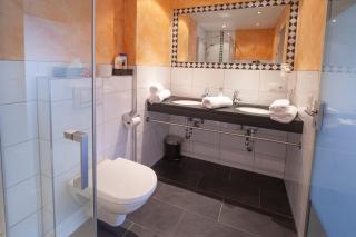 Hotel Garni Brigitte - Bürserberg - 5