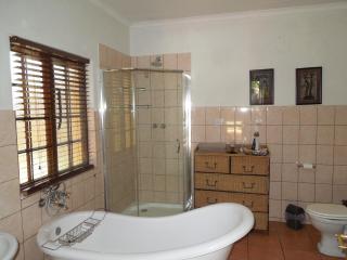 Trees Too Guest Lodge - Komatipoort - 6