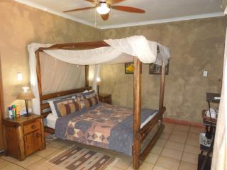 Trees Too Guest Lodge - Komatipoort - 4