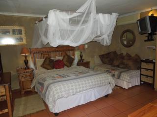 Trees Too Guest Lodge - Komatipoort - 1