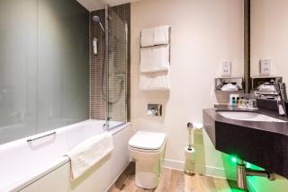 Holiday Inn Runcorn M56 Junction 12 by IHG - Runcorn - 3