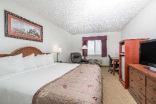 Baymont by Wyndham Marshfield - Marshfield - 7