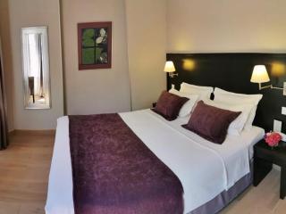 La Place Boutique Hotel - Antibes - 5