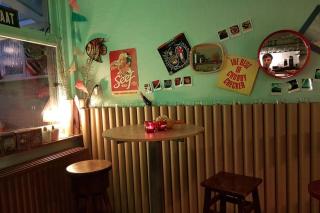 Vakantiewoning in Mol centrum met eigen bar "CasaCuriosa" - Mol - 1