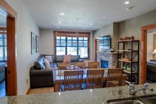 The Village Lodge - Mammoth Lakes - 2