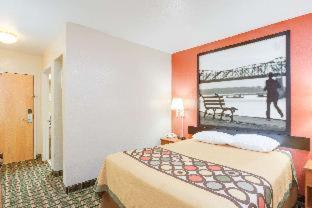 Super 8 by Wyndham Crossville TN - Crossville - 3