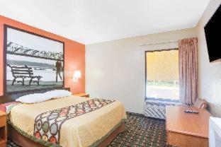 Super 8 by Wyndham Crossville TN - Crossville - 1