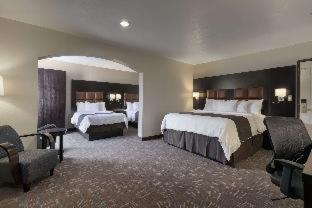 Days Inn by Wyndham Downey - 2