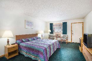 Travelodge by Wyndham Lake George NY - 7
