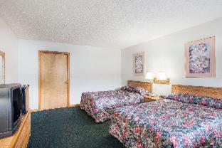 Travelodge by Wyndham Lake George NY - 5