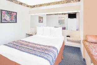 Microtel Inn & Suites by Wyndham Fond Du Lac - Fond du Lac - 1