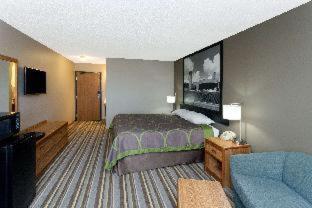 Super 8 by Wyndham Gilman - Gilman - 7