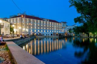 Hydrama Grand Hotel - 0