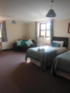 Pwllgwilym B & B - 8