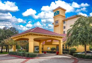 La Quinta by Wyndham Dallas North Central - Dallas - 0