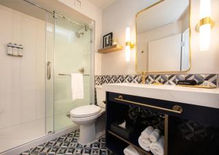 Hotel Denim - Greensboro - 4