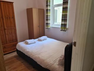 Yarmouth Apartments, Street Permit Parking, Close To Everything, Beach, Pier, Free WIFI - Great Yarmouth - 3