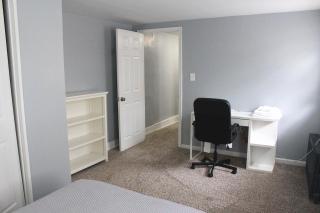 Clover 2900 - Apartment and Rooms with Private Bathroom near Washington Ave South Philly - 3