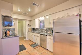 Palm Desert Abode Pool, Walk to El Paseo District - Palm Desert - 3