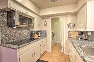Palm Desert Abode Pool, Walk to El Paseo District - Palm Desert - 2