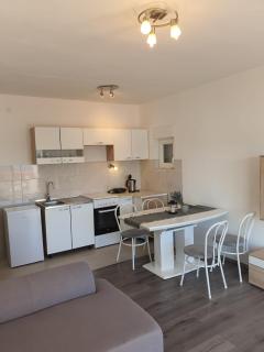 Guesthouse Mila - Tisno - 9