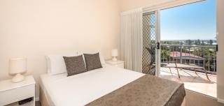 Endless Summer Resort - Coolum Beach - 5