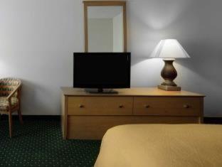 Quality Inn & Suites Springfield Southwest near I-72 - Springfield - 5