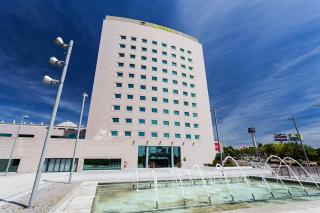 B&B HOTEL Madrid Aeropuerto T4 - San Sebastián de los Reyes - 8