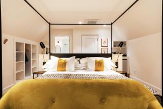 Fairview House - 8