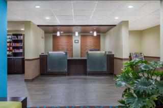 La Quinta by Wyndham Wytheville - Wytheville - 9