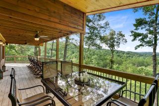 Hot Tub and Mtn Views! Creekside Mineral Bluff Cabin - 8