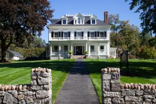 Inns of Aurora Resort & Spa - Aurora - 0