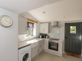 Kingfisher, 2 The Old Stables - 1