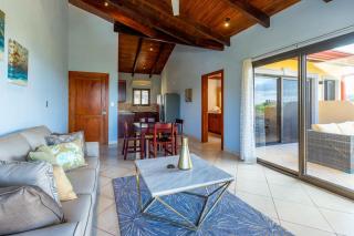Modern, Immaculate Unit in Flamingo with Spectacular Ocean Views - Playa Flamingo - 6