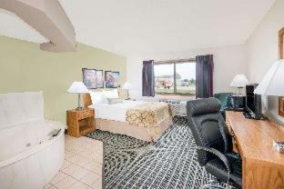 Baymont by Wyndham Marshalltown - 3