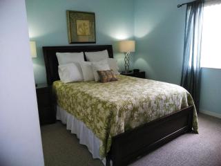 Charming Kendall Home - 6