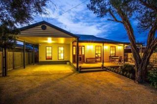Charmes, paradise by the shore - 6