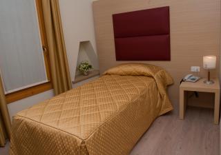 Hotel Villa Maternini - Vazzola - 9