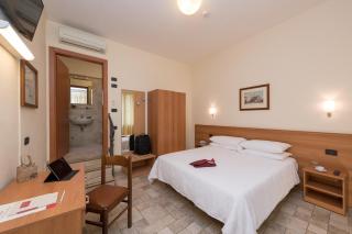 Hotel Casa Del Pellegrino - Padova - 6