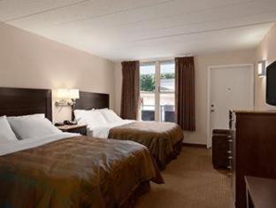 Ramada by Wyndham Rockville Centre - Rockville Centre - 7