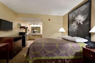 Super 8 by Wyndham Ruston - Ruston - 1
