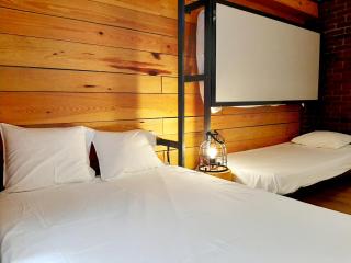 Hostal Erasmus by gaiarooms - Salamanca - 1