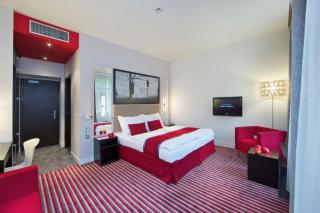 Red & Blue Design Hotel Prague - Praga - 8