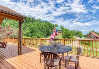 Amazing Grace-Cozy Cabin Retreat in the Smokies - 5