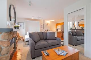 Eagle Lodge by Outpost Whistler - Whistler - 0