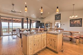 Overgaard Cabin with Pool Table and Incredible View - Overgaard - 3